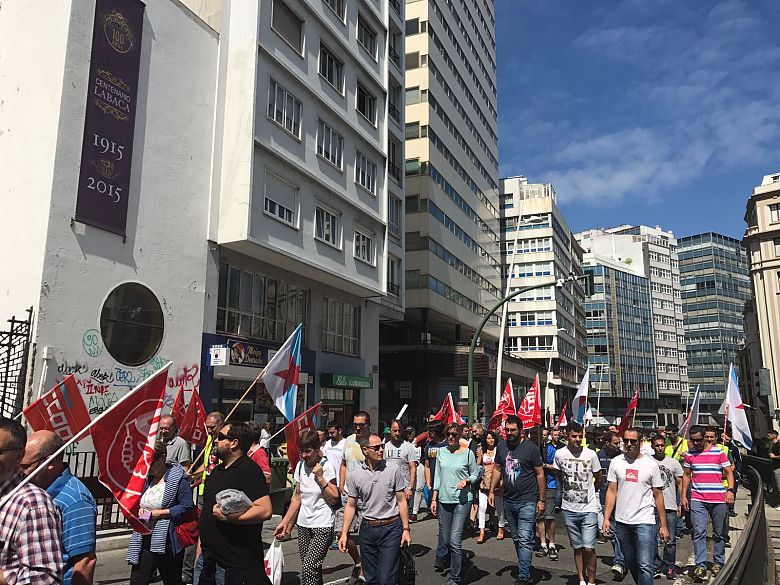 17-07-20 FolgaMetalManifaCorunha31.jpeg